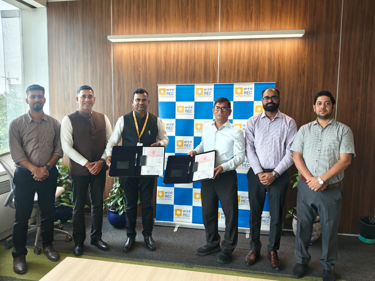 MOA with officers of REC Foundation, Delhi